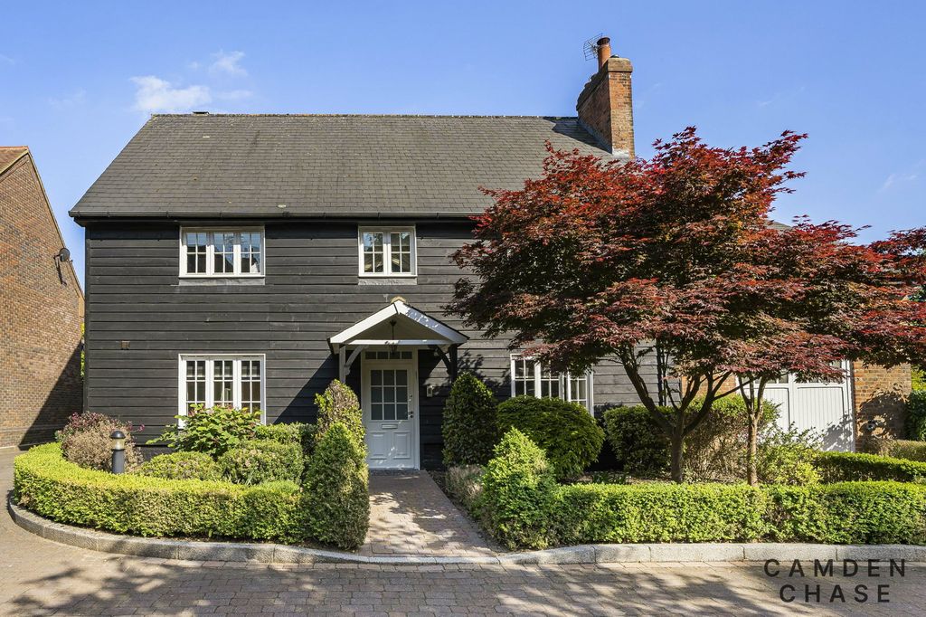 Property photo 1 of 31