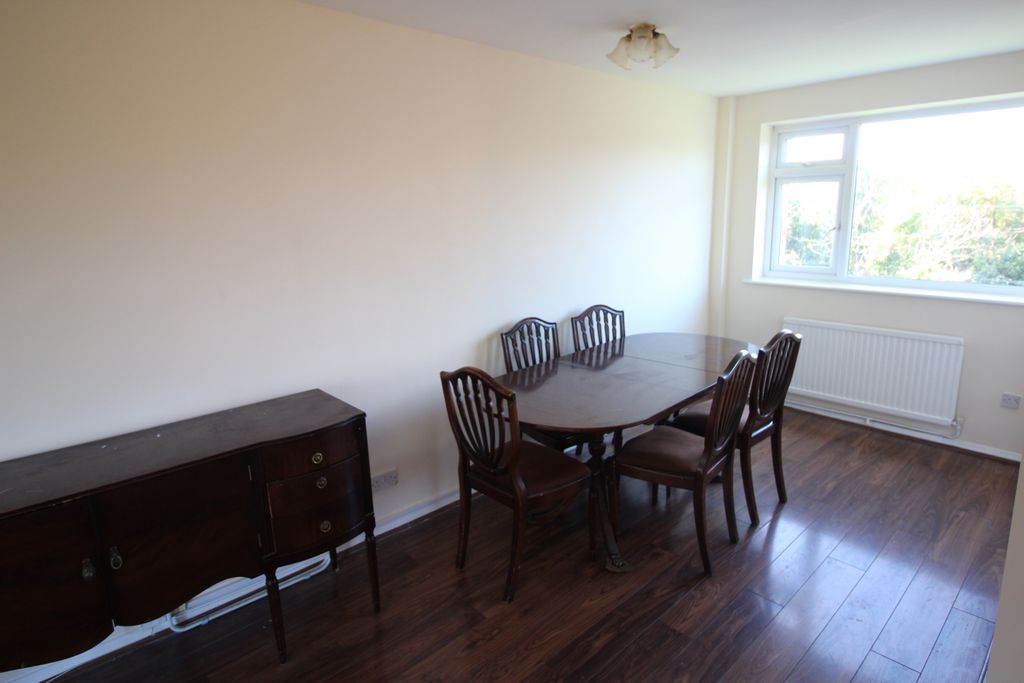 Property photo 3 of 10 Img_2765.Jpg