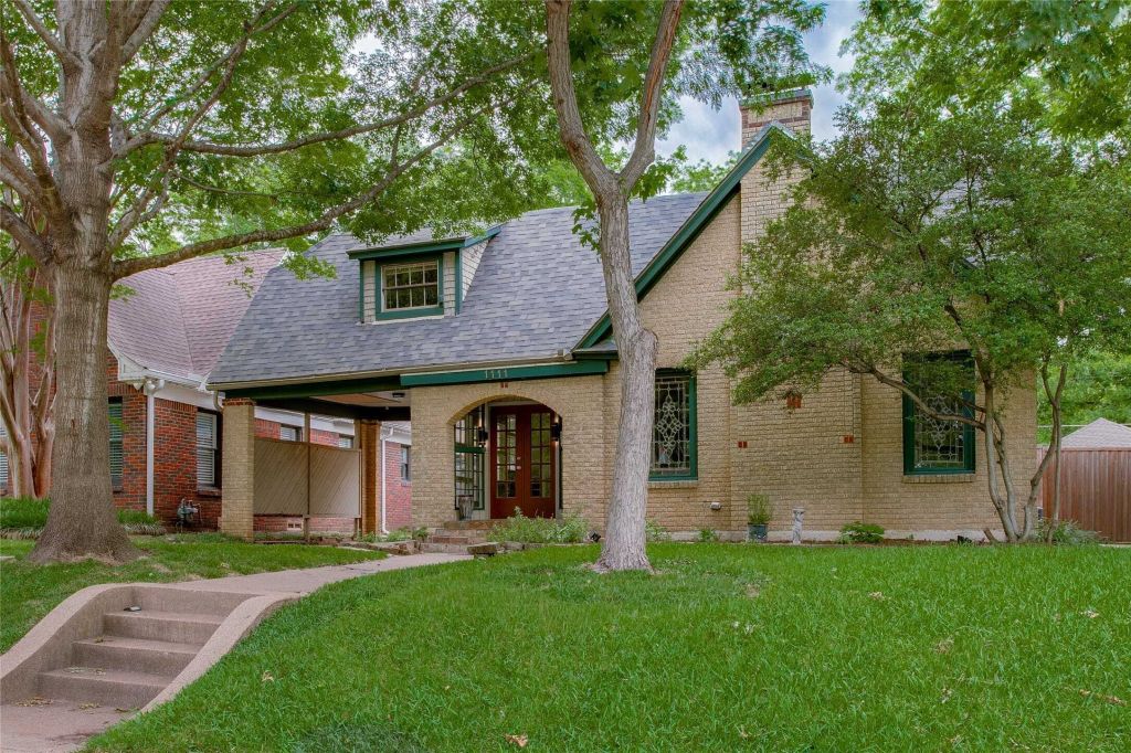 Property photo 1 of 29