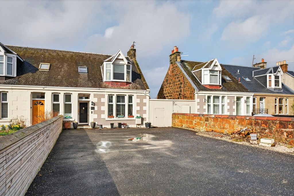 Property photo 1 of 25