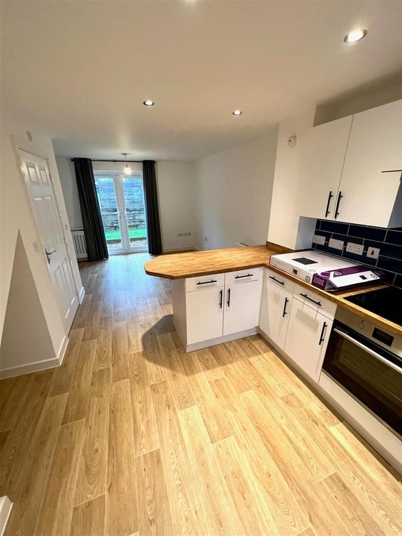 Property photo 3 of 13 Image3.Jpg