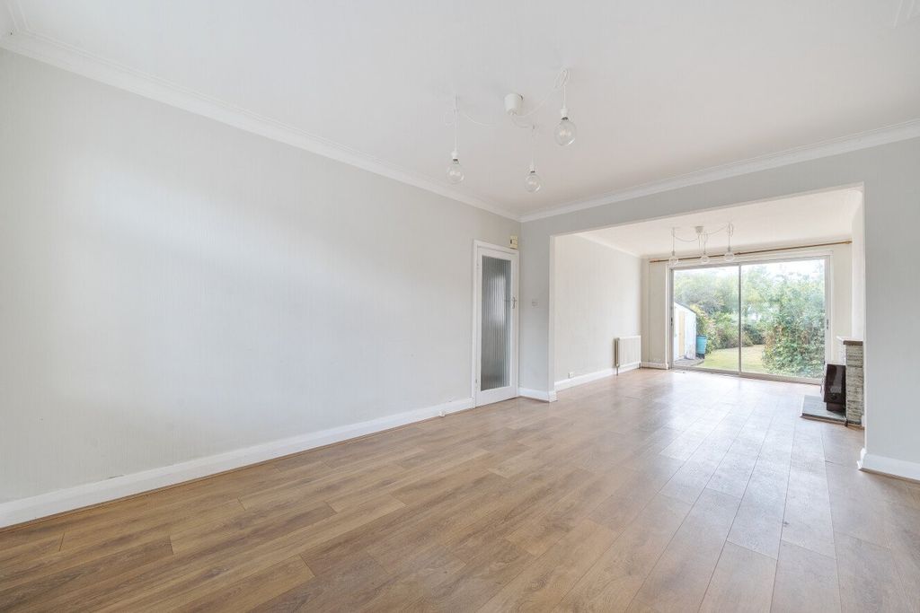 Property photo 2 of 18 Picture No. 04