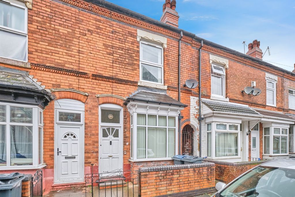 Property photo 1 of 17