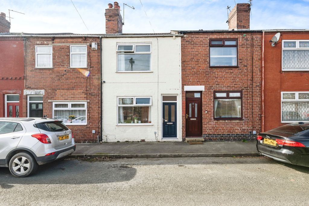 Property photo 1 of 12 Terrace
