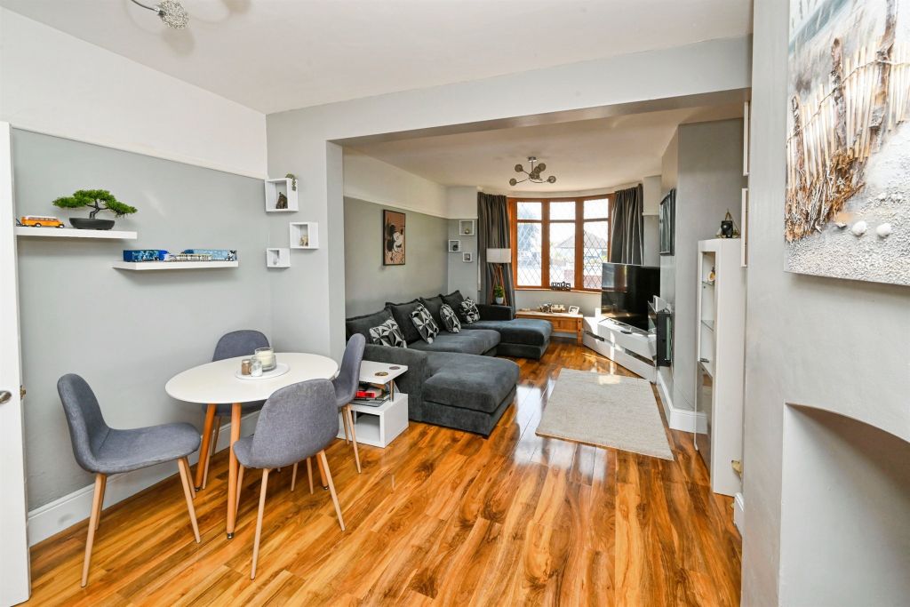 Property photo 3 of 24