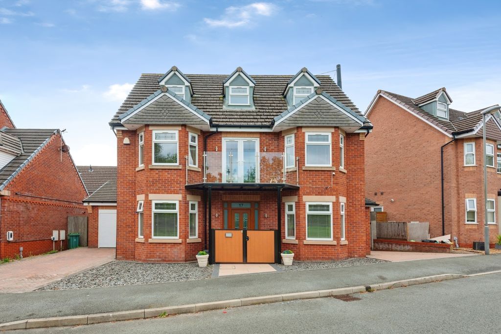 Property photo 2 of 35 Pbox-Img.Jpg