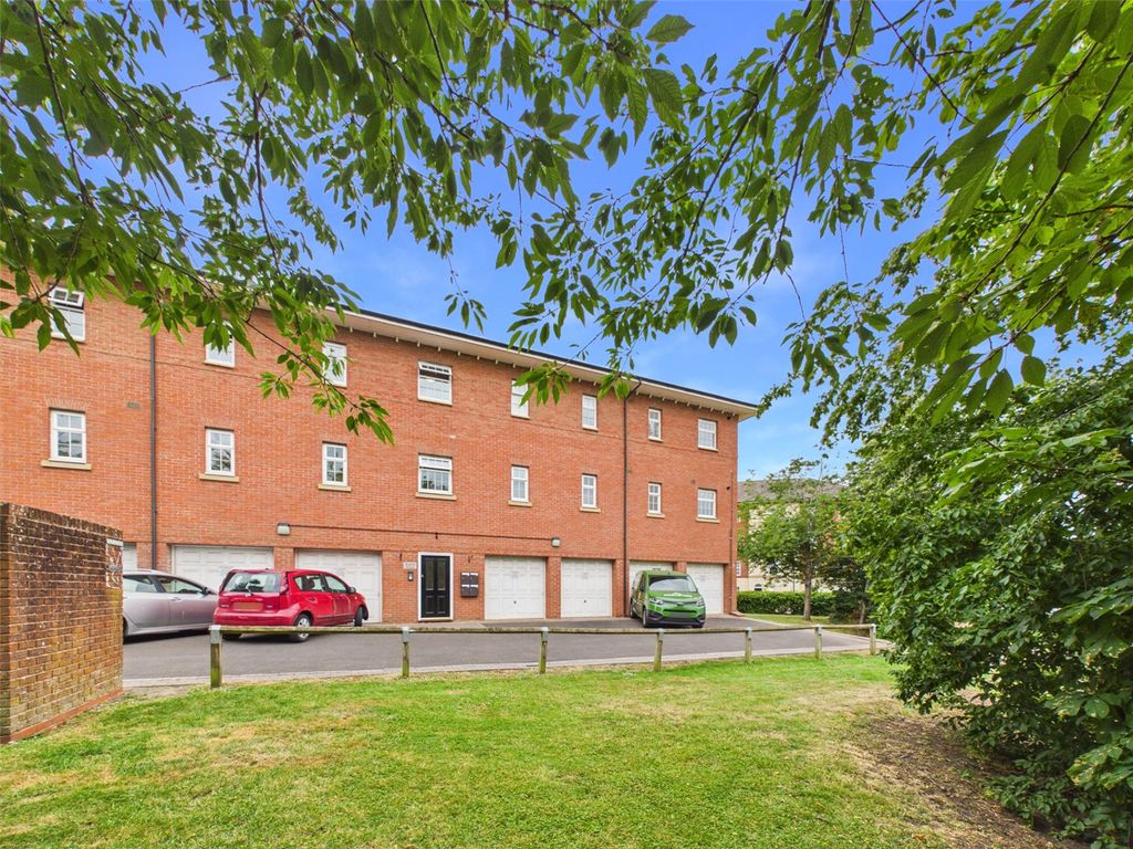 Property photo 1 of 13 Picture No. 12