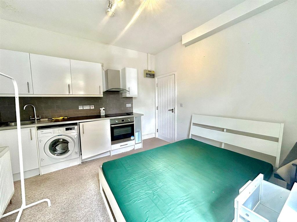 Property photo 2 of 5 5.Jpg