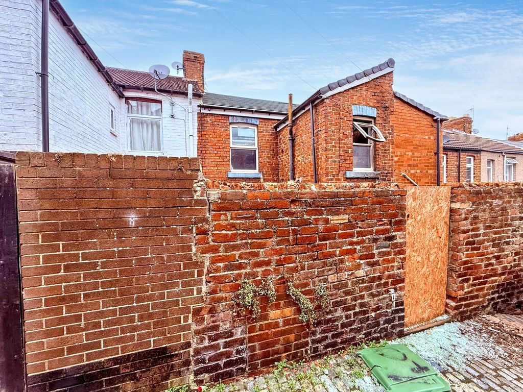 Property photo 3 of 4