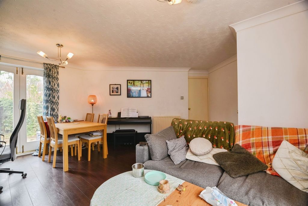 Property photo 2 of 14