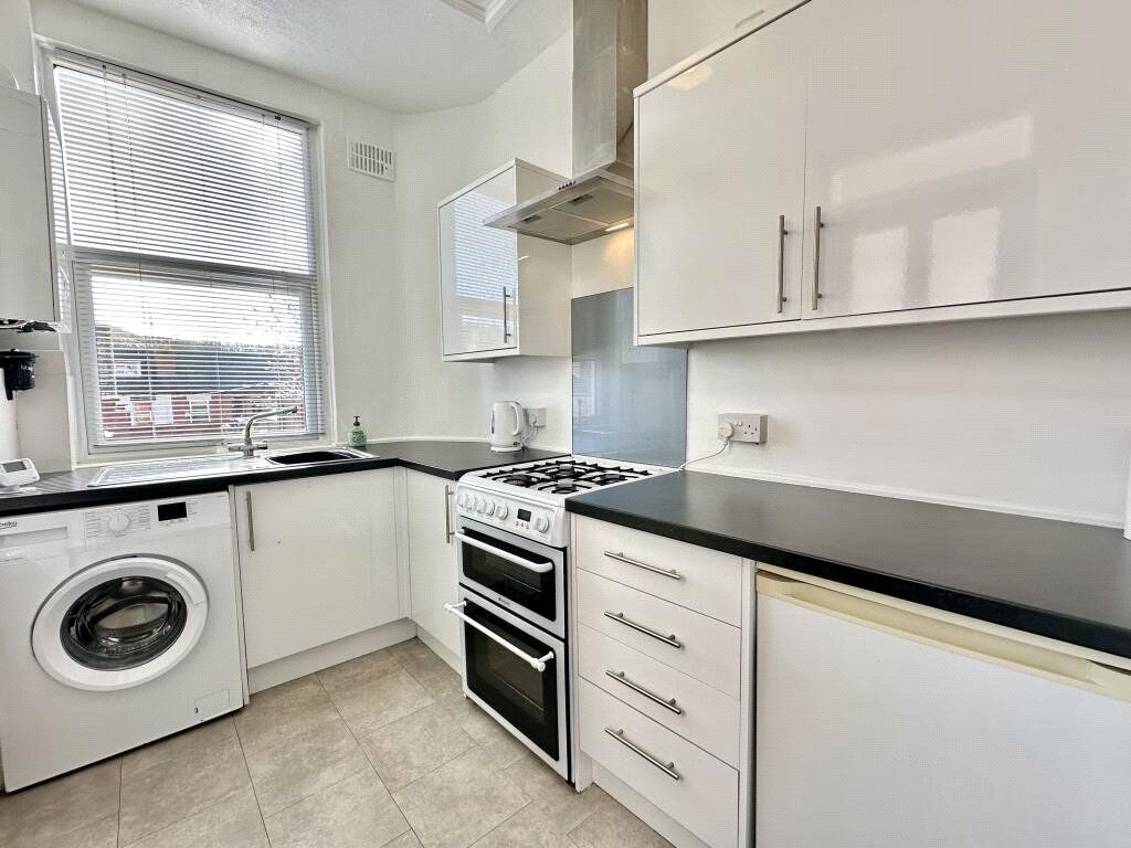 Property photo 3 of 12 Kitchen