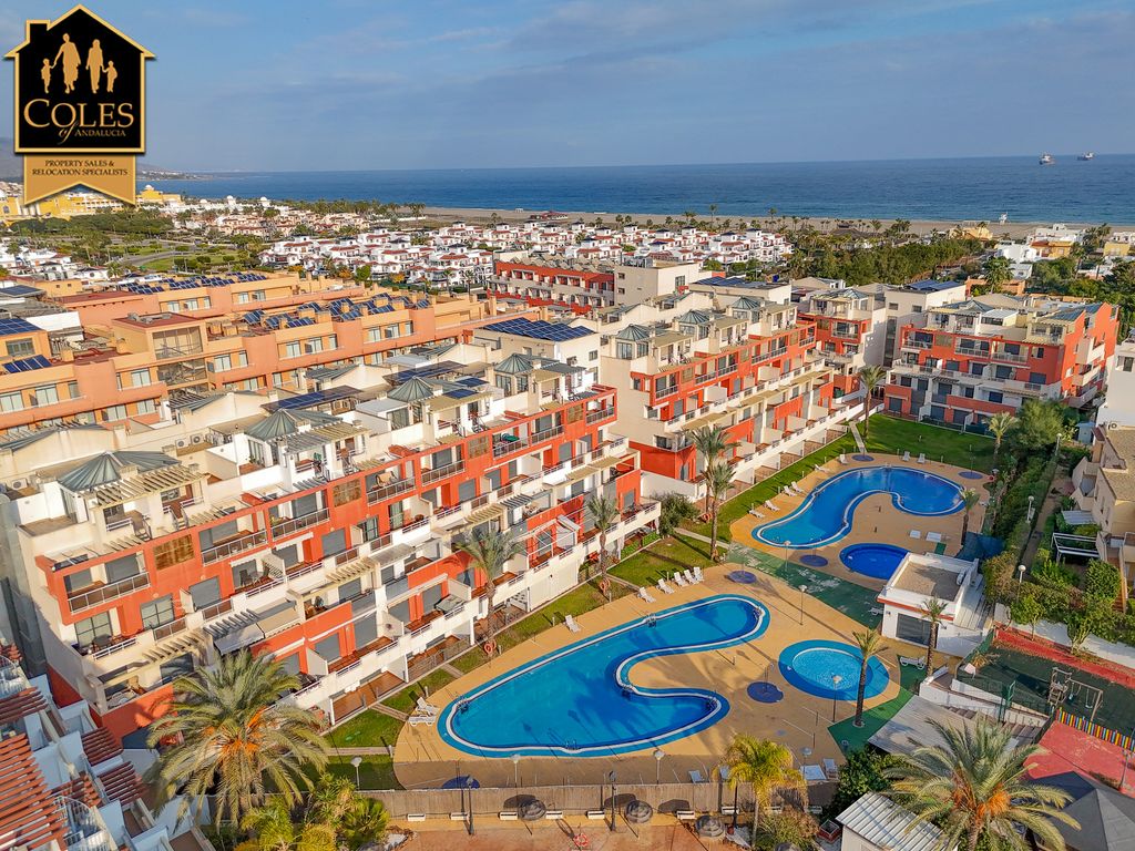 Property photo 3 of 34