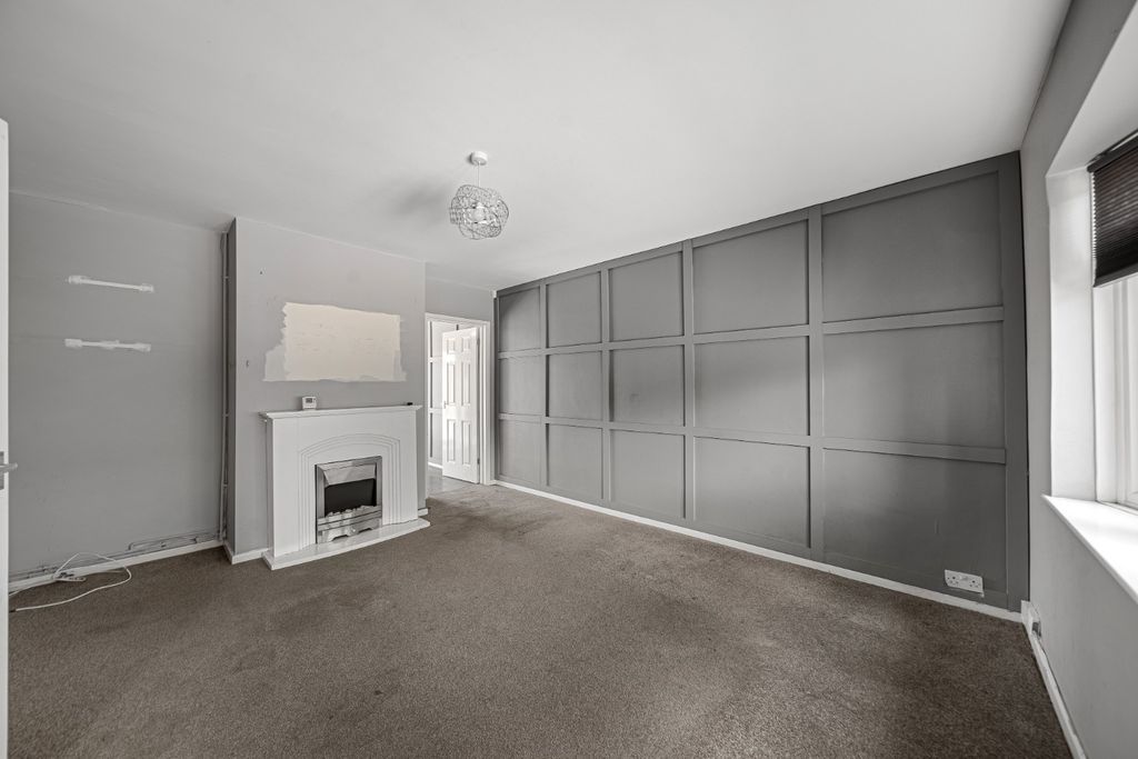 Property photo 3 of 21 5166843