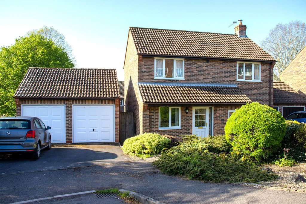 Property photo 1 of 13