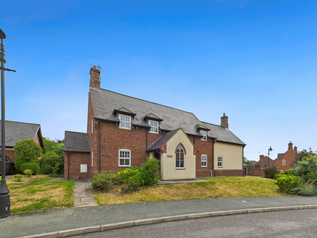 Property photo 2 of 44