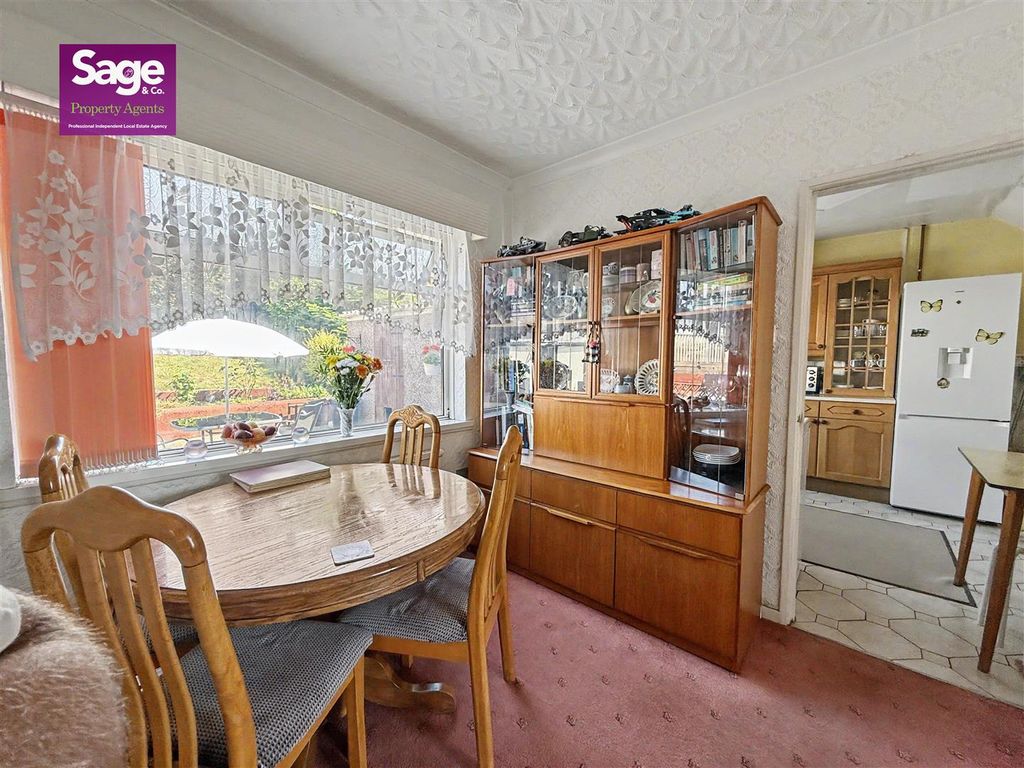 Property photo 3 of 26