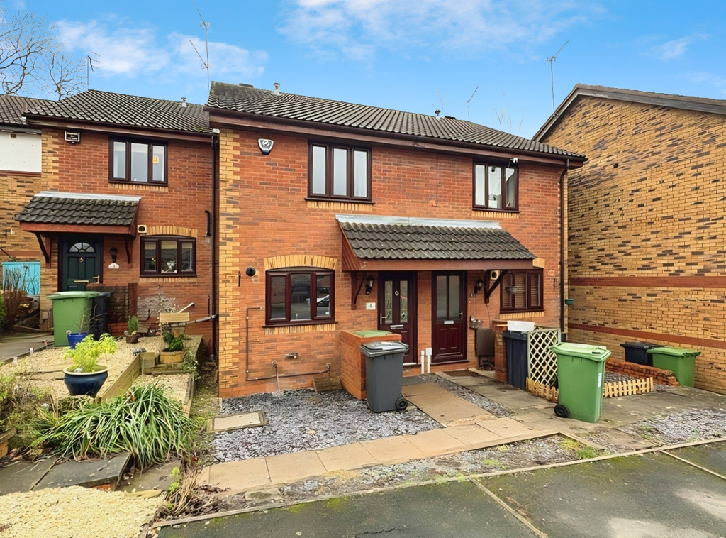 Property photo 1 of 7 Front