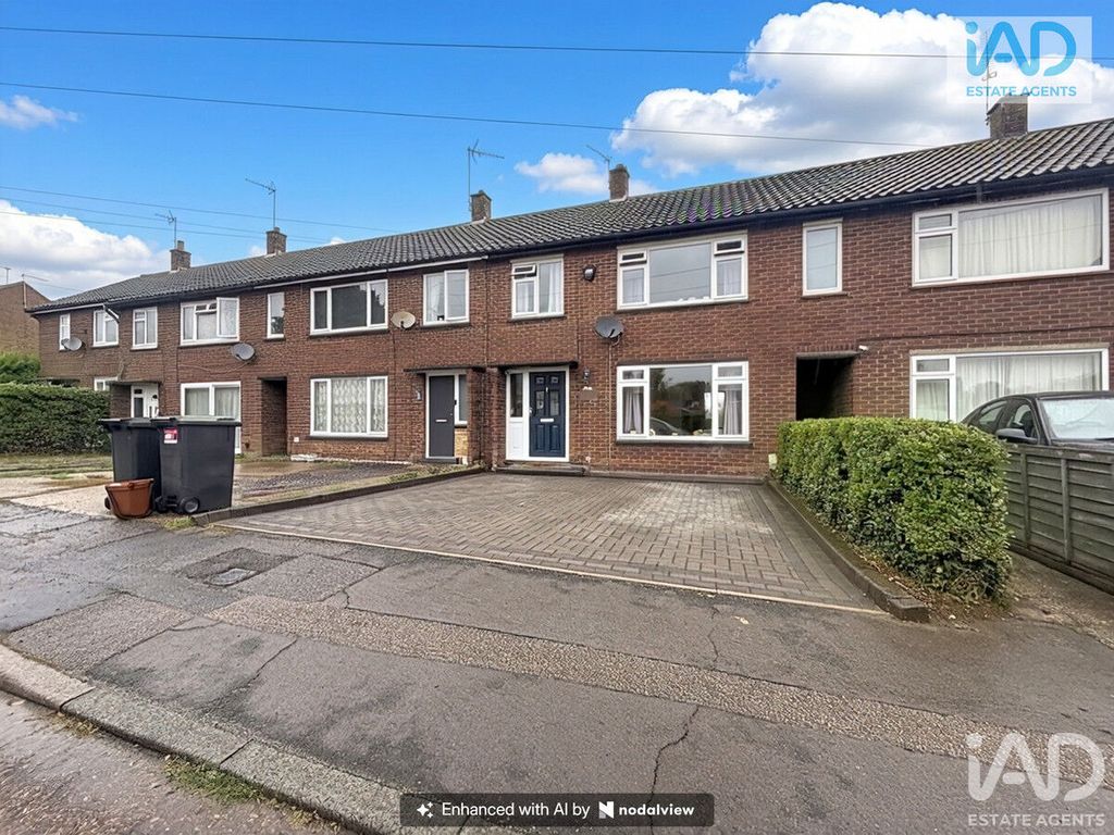 Property photo 1 of 11