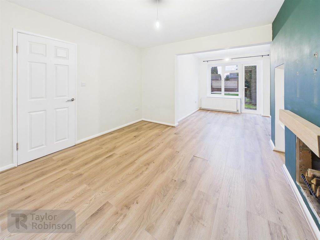 Property photo 3 of 13 Cam02600G0-Pr0642-Still010.Jpg