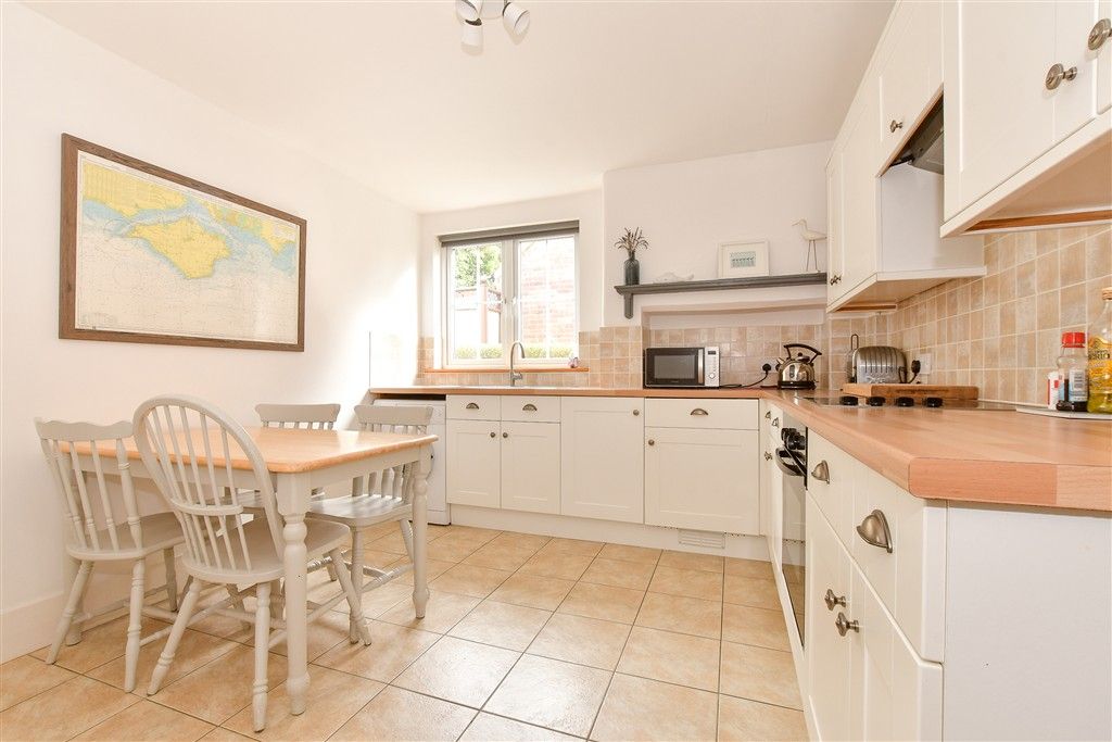 Property photo 1 of 12 Kitchen/ Dining Room