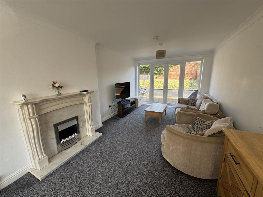Property photo 2 of 12 Img_4729.Jpg