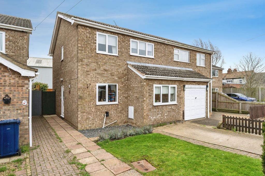 Property photo 1 of 16