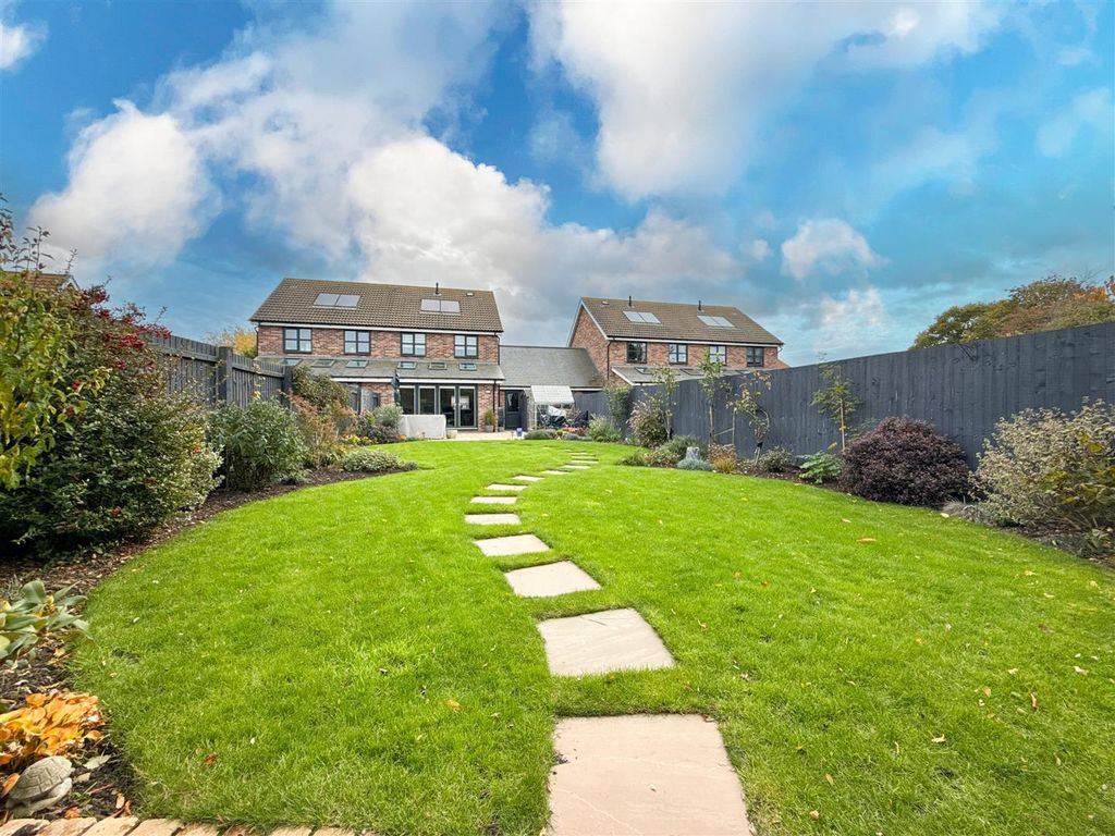 Property photo 2 of 27 Outside - Rear