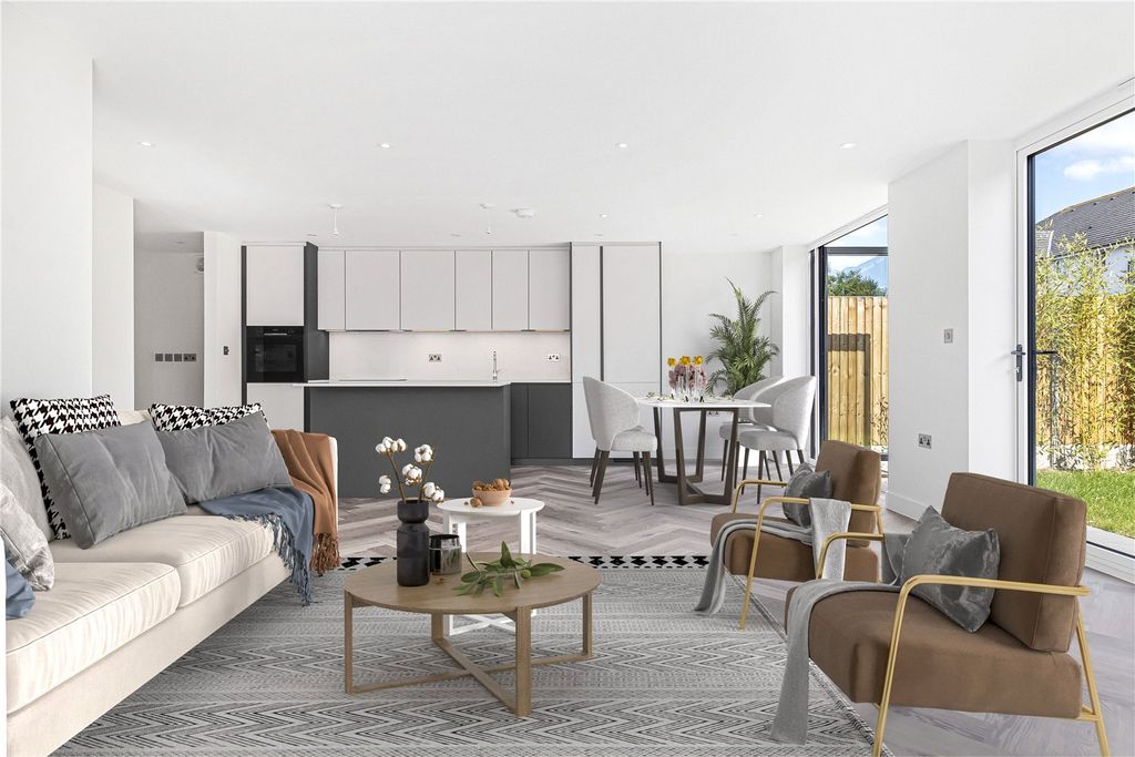 Property photo 2 of 20 Picture No. 36