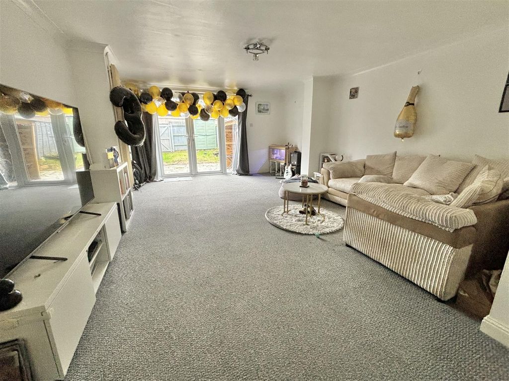Property photo 2 of 11 Img_3005.Jpg