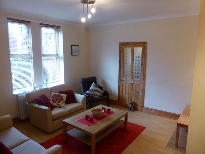 Property photo 3 of 11 Photo 9