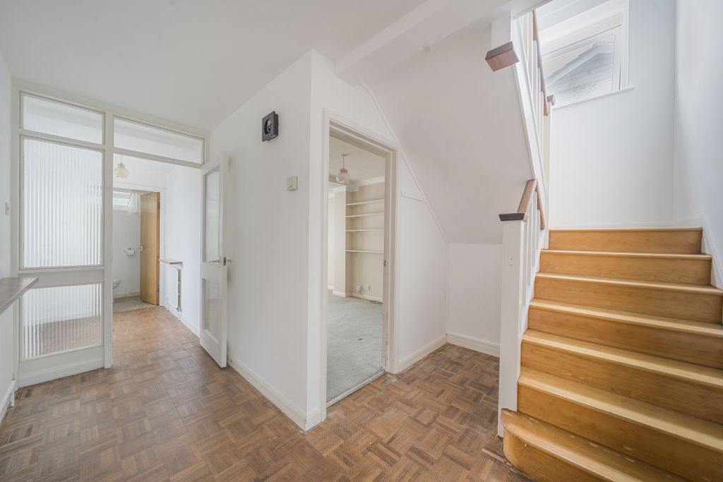 Property photo 2 of 22