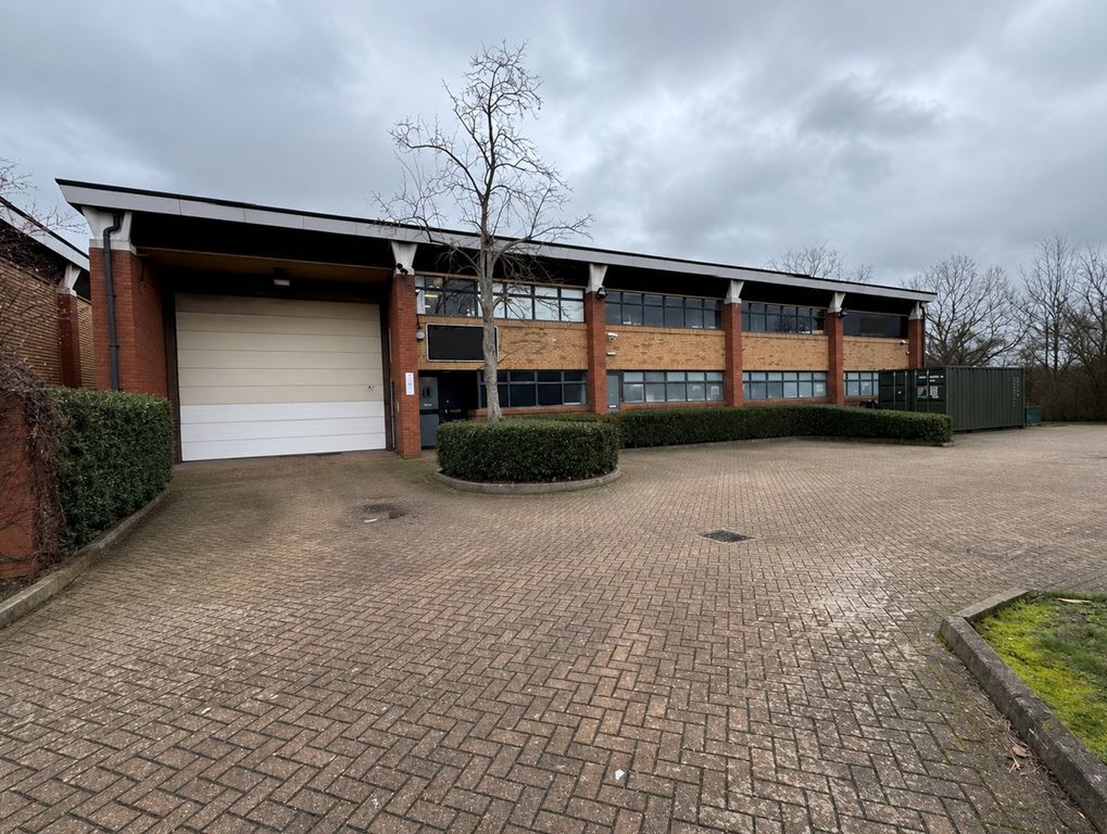 Property photo 1 of 16