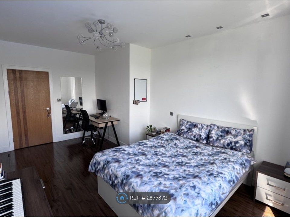 Property photo 3 of 5