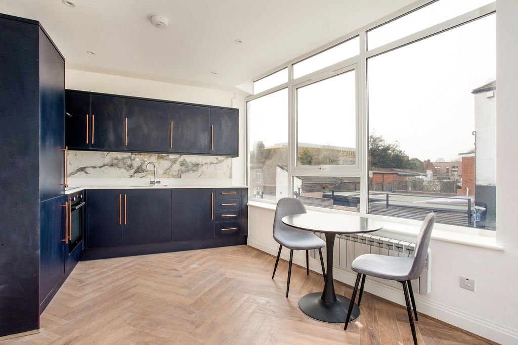 Property photo 3 of 7 Flat 1 293423 (9)