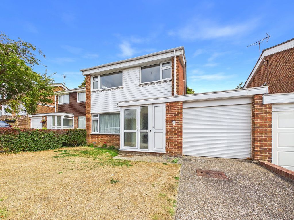 Property photo 1 of 16 Frontage
