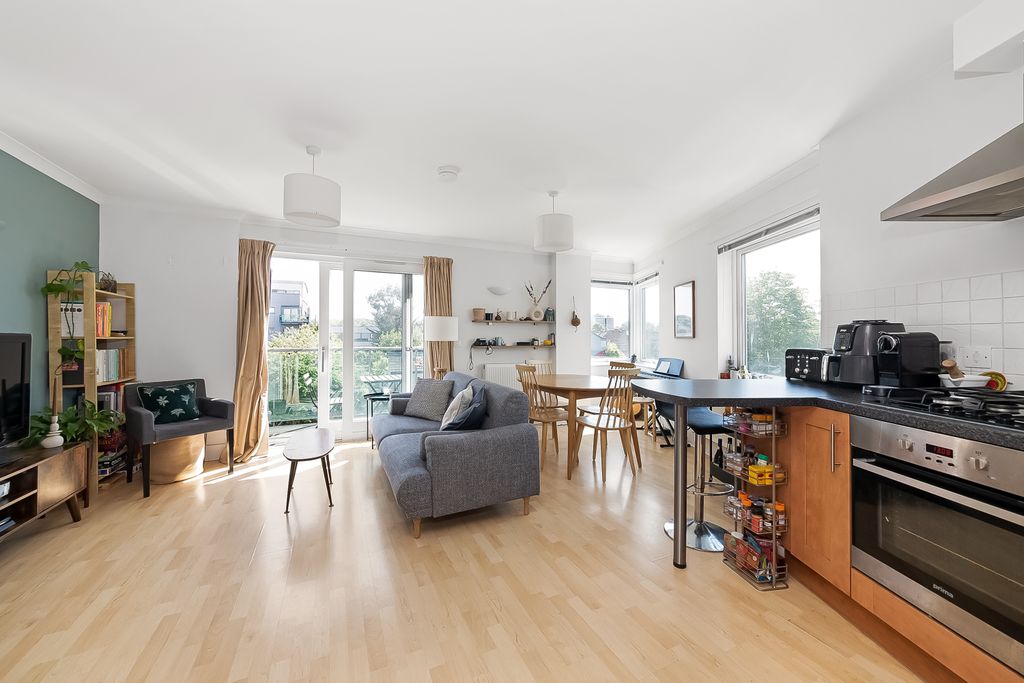 Property photo 1 of 15 Open Plan