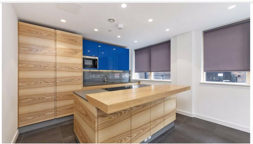 Property photo 2 of 8 1Pp Kitchen.Png