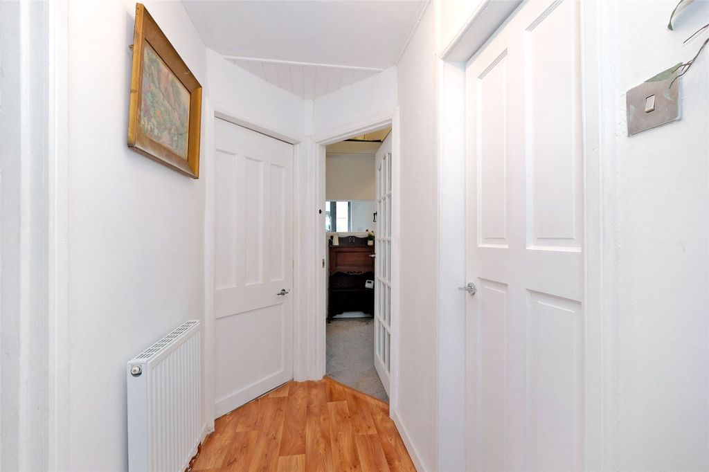 Property photo 2 of 16 Image 1