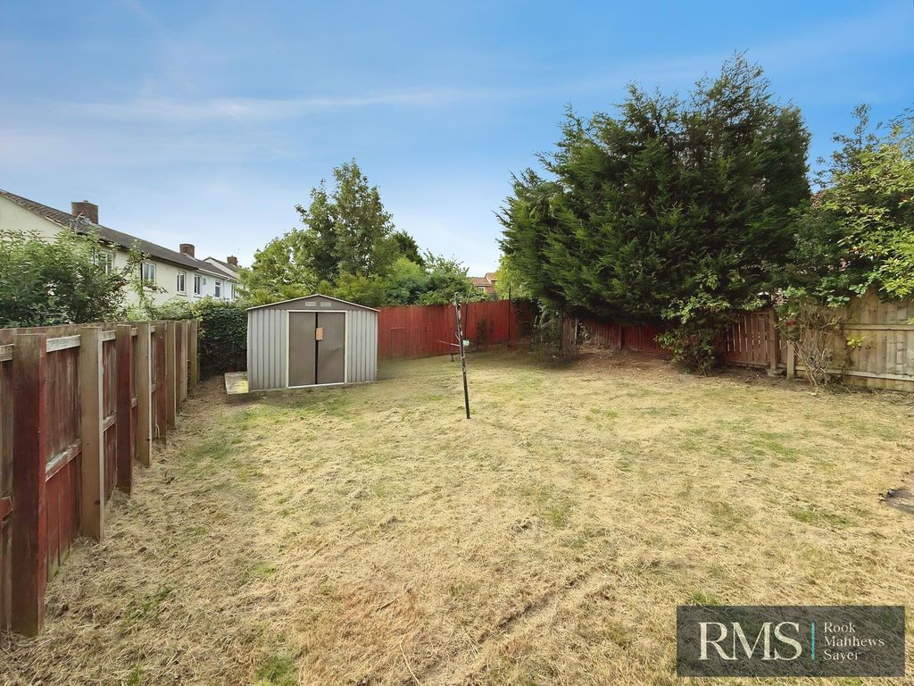 Property photo 2 of 6 Photo 5