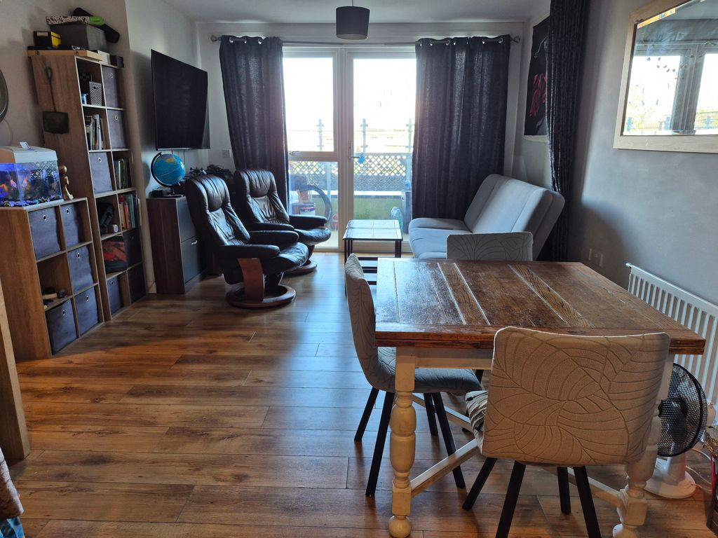 Property photo 2 of 7