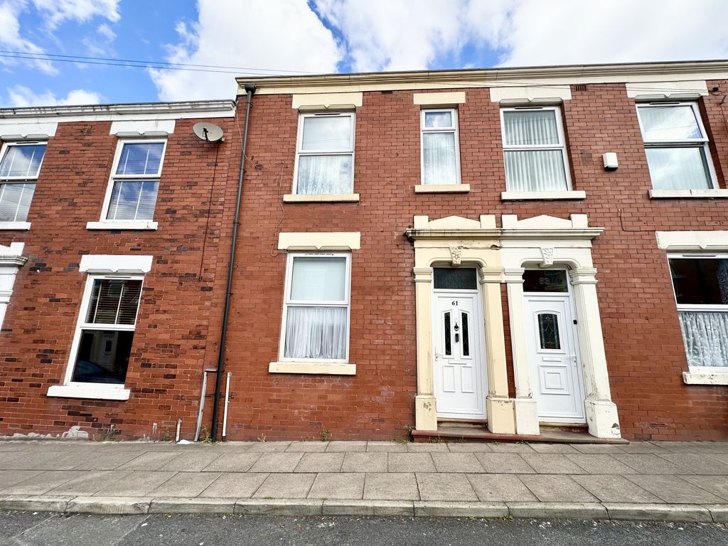 Property photo 1 of 6