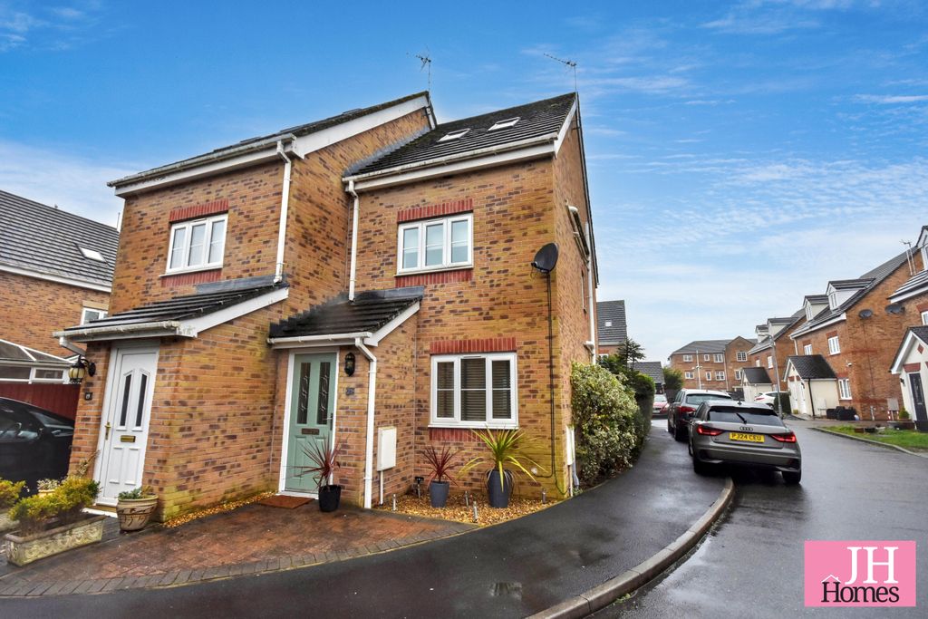 Property photo 1 of 21