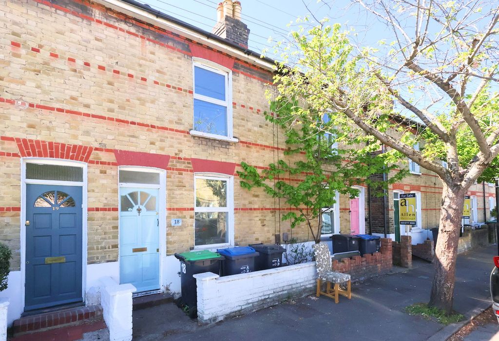 Property photo 1 of 9