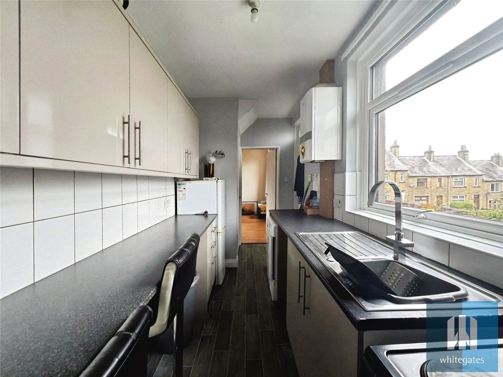 Property photo 3 of 15 Picture No. 05