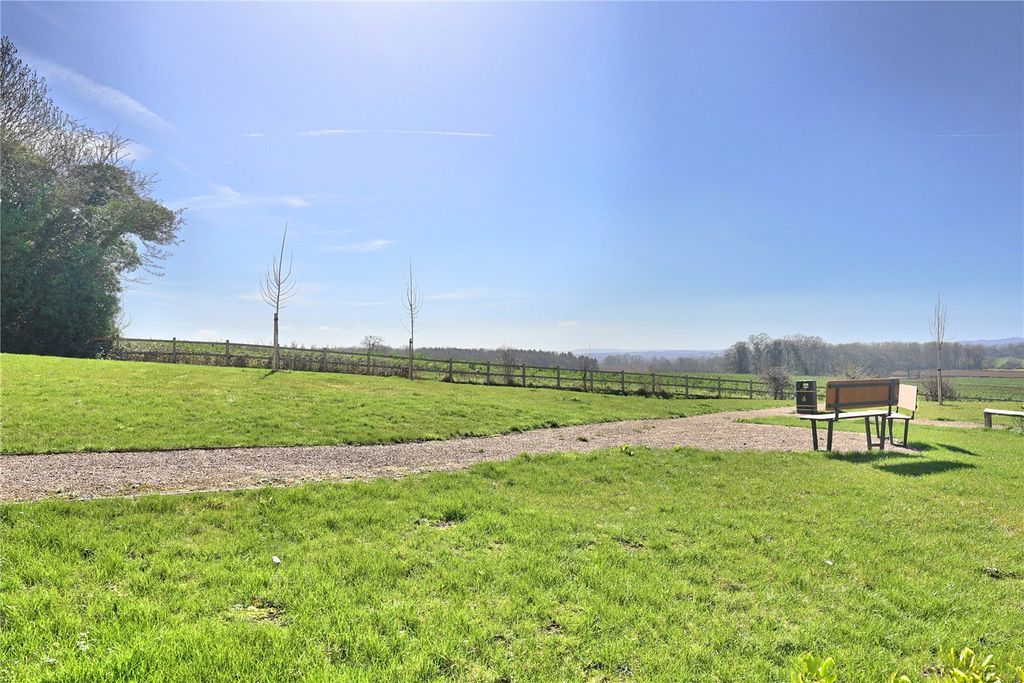 Property photo 2 of 25 Picture No. 41