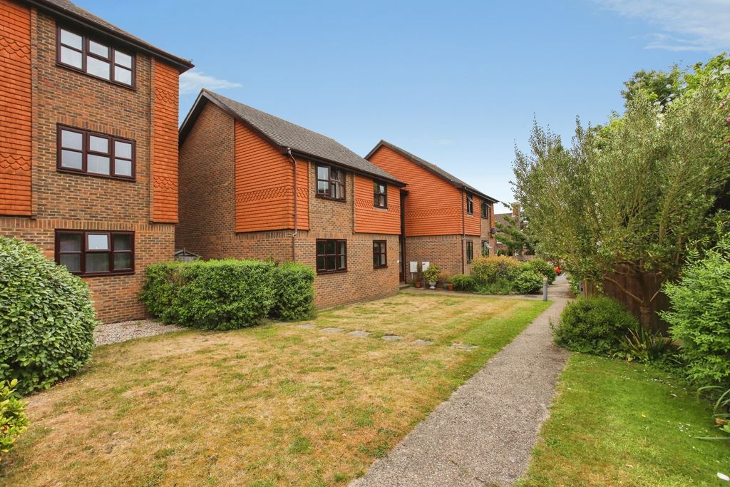Property photo 1 of 12 Pbox-Img.Jpg