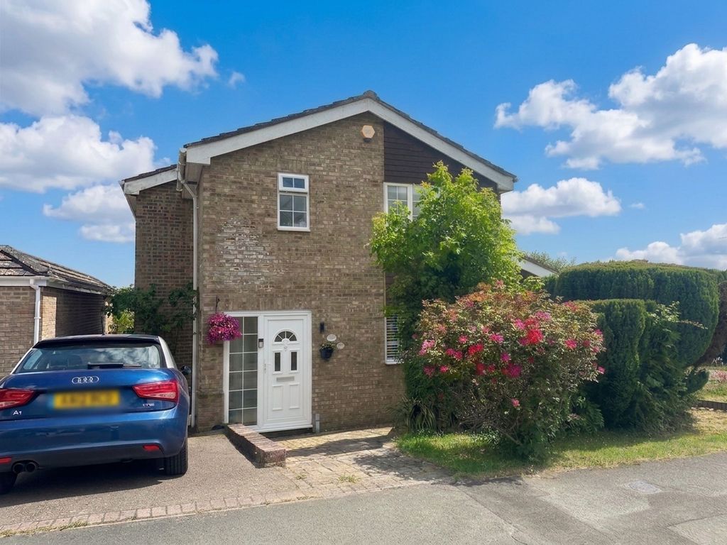 Property photo 1 of 18