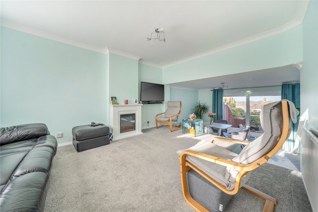 Property photo 3 of 19 Picture No. 13