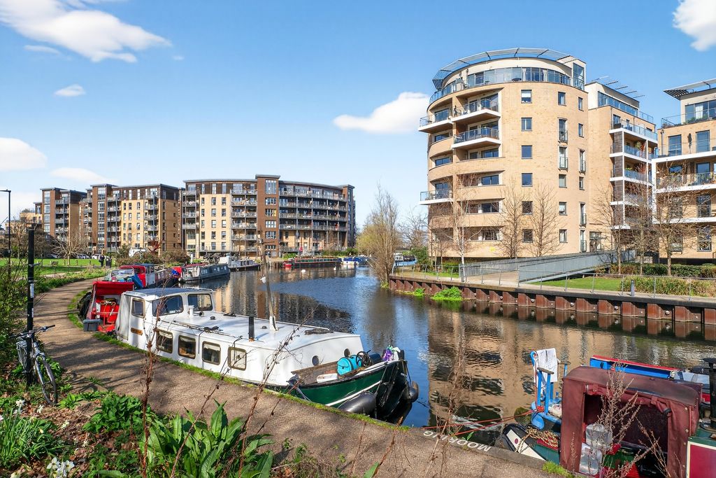 Property photo 1 of 25 Nearby River