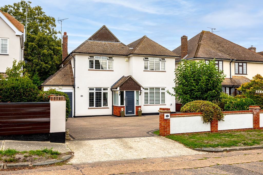 Property photo 1 of 47